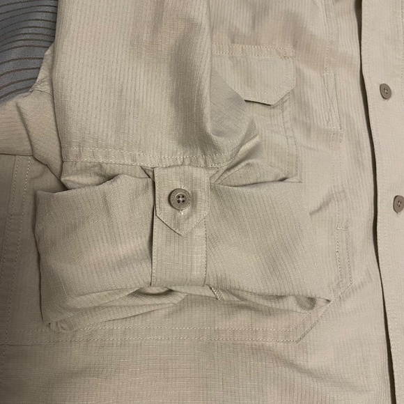 Men’s Royal Robbin’s Travel Shirt - Picture 13 of 13